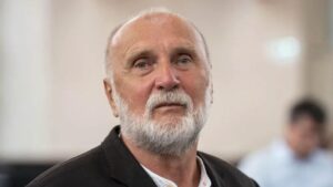 Dženaza Dževadu Karahasanu danas u haremu Ali-pašine džamije