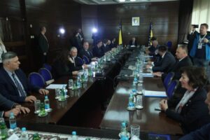 Hitna sjednica Vlade FBiH, na dnevnom redu poplave ali i FUP
