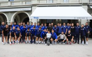 Paraplivač Ismail Barlov 13. rođendan proslavio sa fudbalskom reprezentacijom BiH