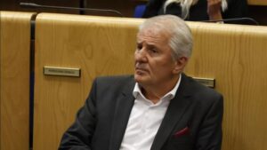 Refik Lendo: Schmidt ponovo priprema desant na ustavni poredak FBiH