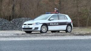 U sudaru Passata i autobusa poginuo 19-godišnjak