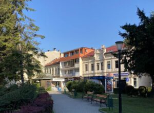 Danas sunčano i umjereno oblačno vrijeme u BiH, temperatura do 33 stepena
