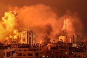 Izrael tokom noći napao Gazu i Liban, Netanyahu saziva generale