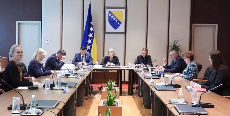 Vijeće ministara BiH danas o Nacrtu zakona o sudovima, novcu za helikoptere...