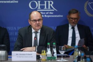 Schmidtov izvještaj: Krišto na 'evropskom putu', Trojka 'predana', Dodik 'ruši ustavni poredak'