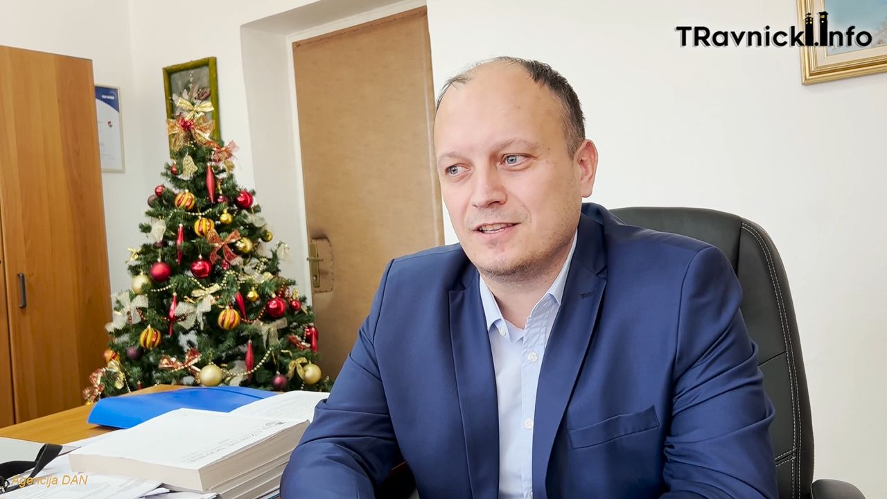 Ministar Bojan Domić: Obrazovanje shvaćam kao kreiranje budućnosti naše djece