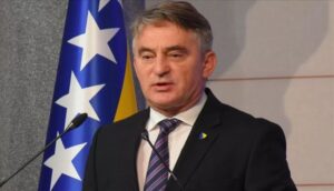Komšić o izjavi Konakovića: Bolesna je laž da sam od Ruttea tražio da ne otvaraju pregovore sa BiH!