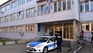 Podignuta optužnica protiv policajaca zbog premlaćivanja dječaka (14) iz Osmaka
