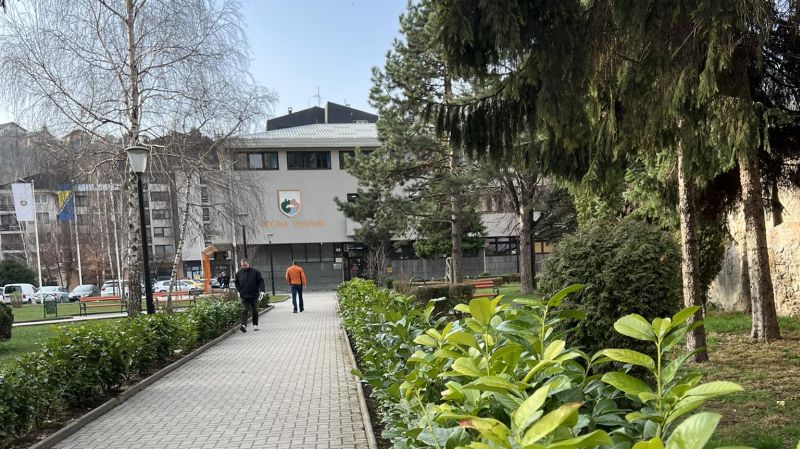 I danas pretežno oblačno, temperature do 18°C