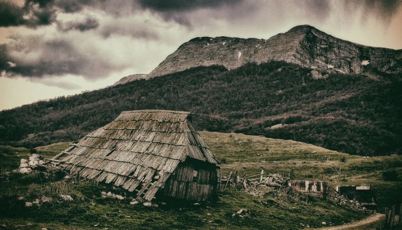 U BiH danas oblačno s kišom i lokalnim pljuskovima