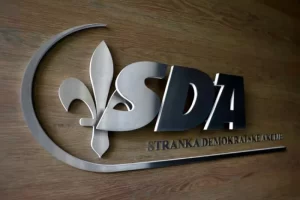 SDA: Povećanjem cijena električne energije vlast na račun građana kompenzira svoju nespososbnost