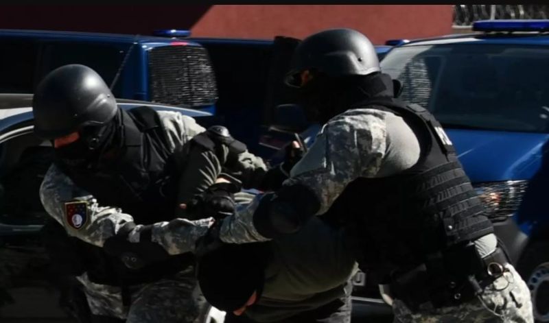 Sarajevska policija uhapsila osumnjičene za bacanje bombi na kuće Čengića i Deljkovića