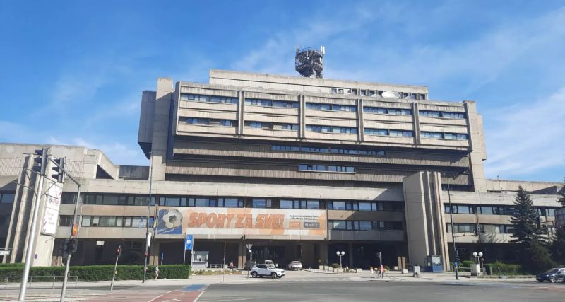 Javni servis BiH u dubiozi: Radnici bez plaća, na BHT-u se ukida 15 emisija