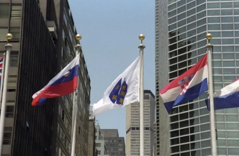 Prije 32 godine BiH postala članica UN-a: U New Yorku istaknuta zastava s ljiljanima