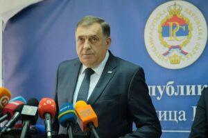 Najveći negator genocida u Srebrenici tvrdi da je Rezolucija propala