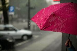 Sunčano u prvom dijelu dana, a onda kiša s grmljavinom