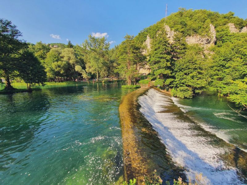 Paklene vrućine i dalje ne popuštaju: Večeras nam slijedi tropska noć