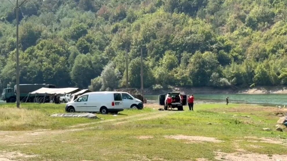 Danas akcija izvlačenja helikoptera OSBiH iz Jablaničkog jezera