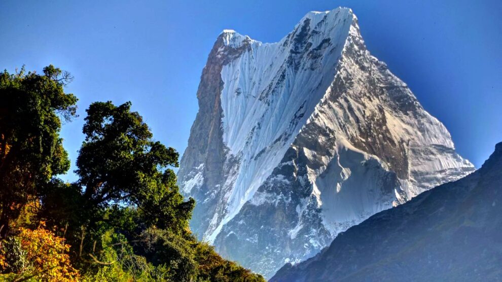 'Riblji rep' je planinski vrh u Nepalu na koji je penjanje zabranjeno