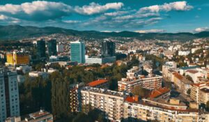 U BiH danas sunčano, poslijepodne mogući lokalni pljuskovi