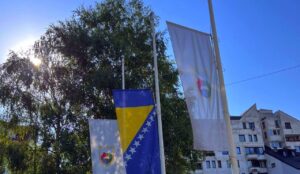 Danas je Dan žalosti u BiH, za nestalim u poplavama još uvijek se traga