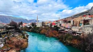 Danas tokom dana oblačno, navečer kiša i pljuskovi