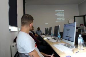 Prilika za mlade u Travniku: Imate priliku dobiti $5.000 za pokretanje vlastitog biznisa!