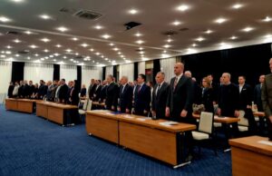 SDA: Međunarodna zajednica i domaći akteri da zaustave provođenje deklaracije 'svesrpskog sabora'