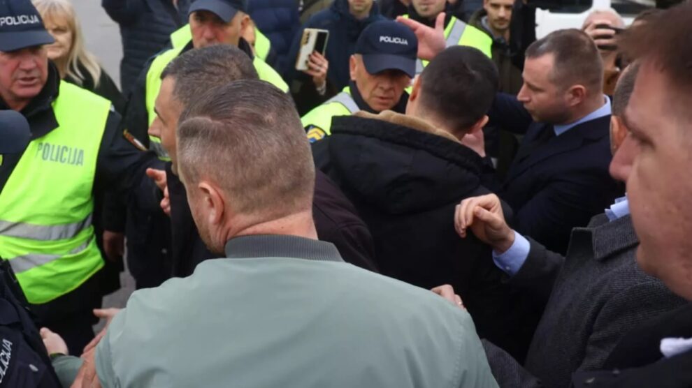 Dodikove pristalice danas pokušale blokirati saobraćaj kod Suda BiH, reagirala policija