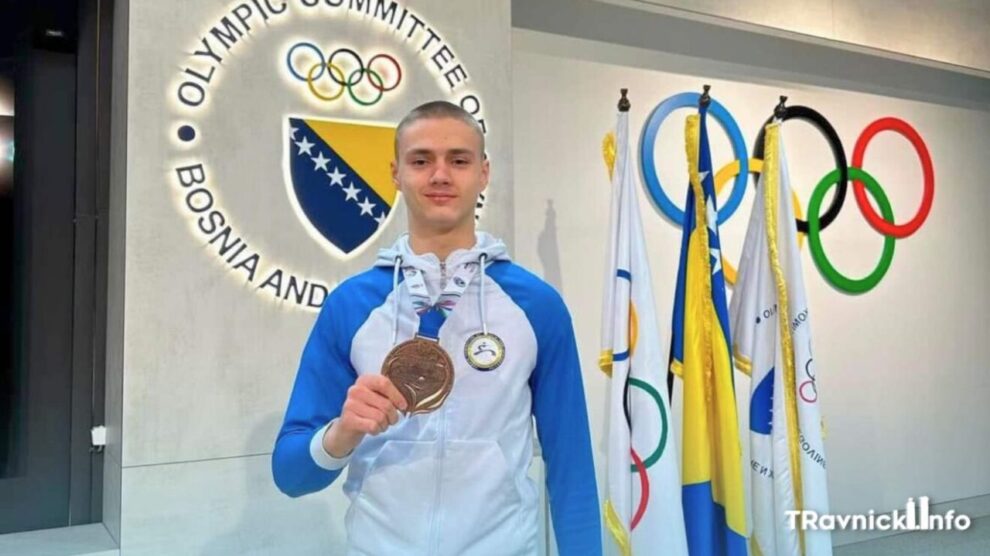 Travnik je ponosan: Ali Arnautović je najbolji karatista svijeta u svojoj kategoriji!