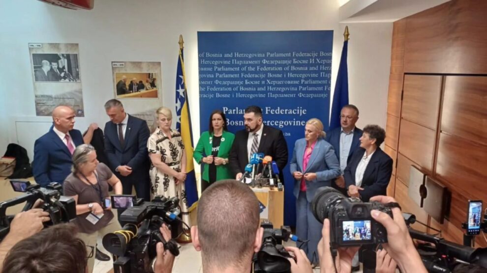 Klub DF-a od Miokovića traži da zakaže sjednicu Parlamenta: Fiskalni zakoni moraju se uputiti u proceduru