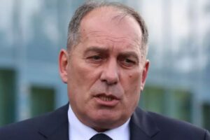 Bivši ministar sigurnosti BiH Dragan Mektić napadnut ispred svoje zgrade u Prnjavoru