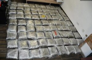 Akcija u Sarajevu: Zaplijenjeno 100 kg droge, pronađena značajna količina oružja
