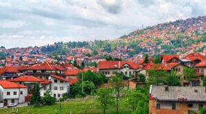 U BiH i danas oblačno sa slabom kišom