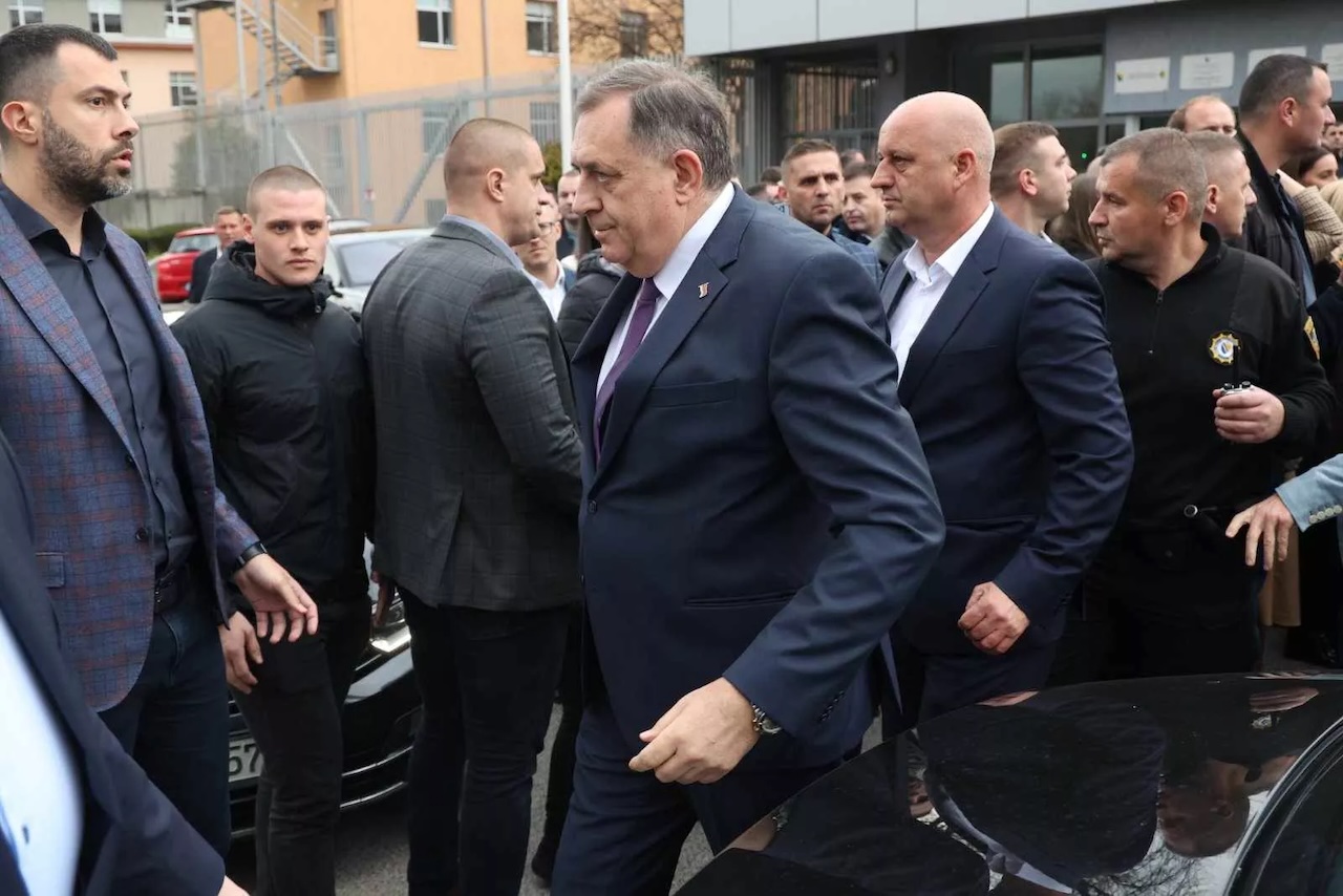 Dodik copy