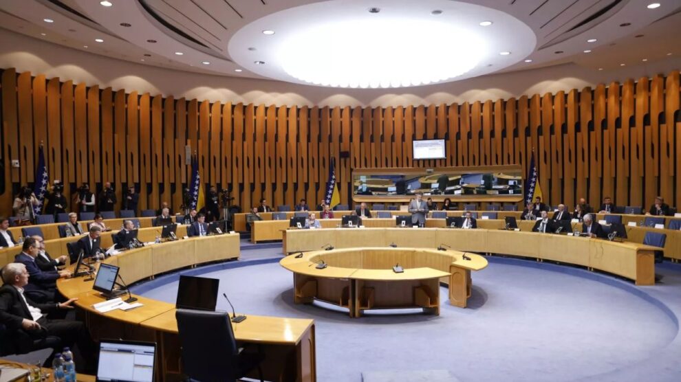 Dom naroda danas o inicijativi za smjenu kadrova SNSD-a