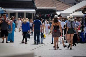 Danas visoke temperature zraka, oprez potreban i u vožnji