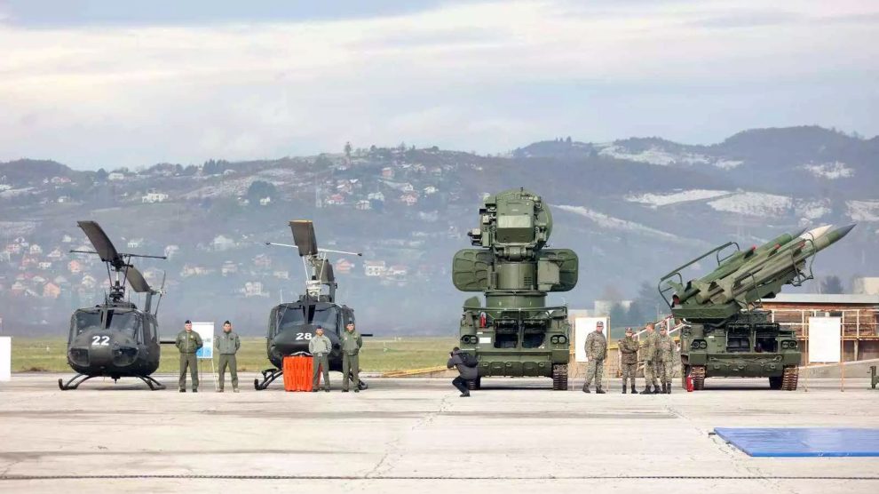 Vijeće ministara BiH usvojilo odluke kojima se modernizuju i opremaju OS BiH