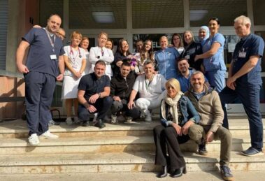 Mjesec nakon tramvajske nesreće u kojoj je izgubila nogu: Hrabra Ella Jovanović izašla iz bolnice