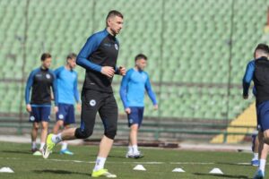 Zmajevi večeras protiv Velsa, brojni navijači stigli u Kardif