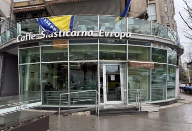 “Italia, Italia… sve je u redu”: Priča iz Sarajeva koja je osvojila svijet i podsjetila šta znači biti čovjek