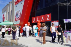 Hiljade kupaca na otvorenju: Novi Belamionix centar u Vitezu odmah postao mjesto okupljanja porodica