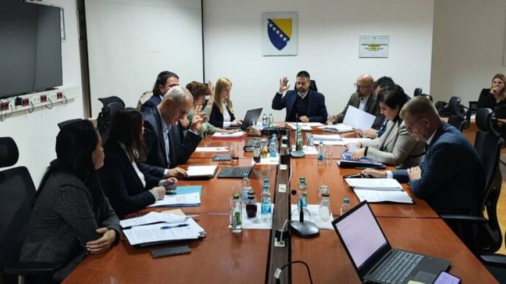 UO UIO BiH danas o povratu PDV-a za prvu nekretninu i raspodjeli prihoda među entitetima