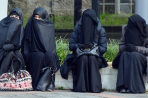 Slovenija priprema zabranu prekrivanja lica: Kazne do 200 eura, vjerski razlozi nisu izuzetak